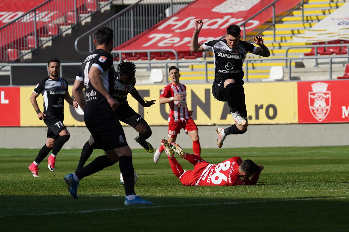 UTA - Hermannstadt 0-1 » Surpriză mare în play-out, după un gol improbabil! Clasamentul actualizat