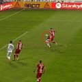 În minutul 3 al meciului Gaz Metan - Dinamo, medieșenii ar fi trebuit să primească un penalty.