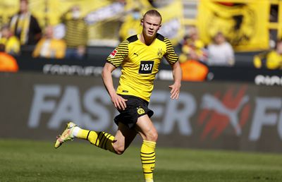 Un fost campion cu Bayern, sătul de cazul Haaland: „Cred că va ajuta Dortmund dacă va dispărea de la echipă”