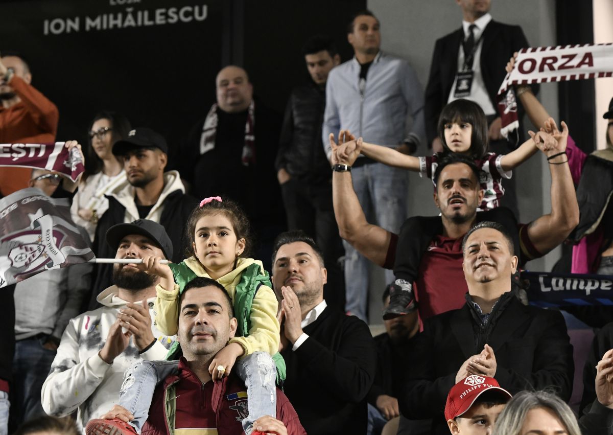 Mutu explică ce s-a întâmplat în prima repriză a meciului Rapid - Sepsi: „Știam că așa va fi” » Ce a spus Bergodi după meci