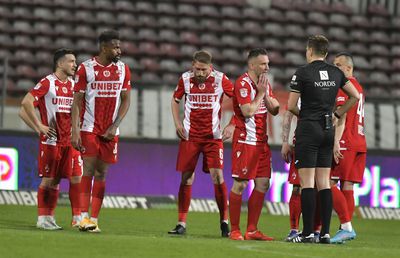 Giani Kiriță, atac frontal la adresa jucătorilor de la Dinamo: „Ei săracii, după ce că nu joacă fotbal, mai sunt și tari în gură”