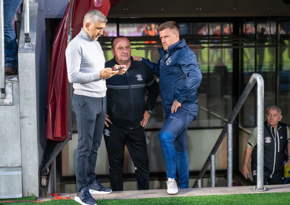 Mititelu jr., mesaj tăios la pauza meciului Rapid - FCSB: „Distrugerea fotbalului românesc prin manevrarea arbitrajului”