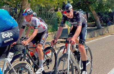 Puștiul român Mihnea Harasim a pedalat în curse alături de Alexei Lutsenko, Rafal Majka, Damiano Caruso sau Elia Viviani