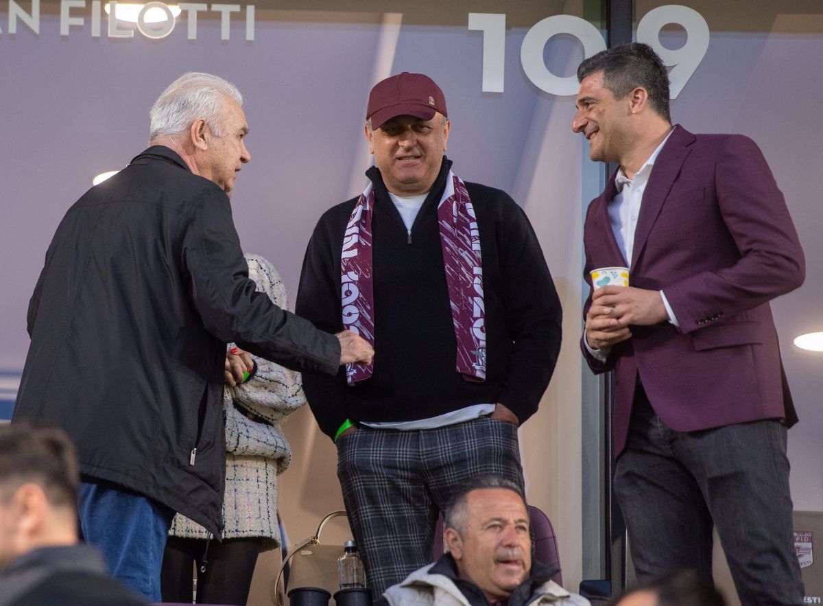 Mititelu jr., mesaj tăios la pauza meciului Rapid - FCSB: „Distrugerea fotbalului românesc prin manevrarea arbitrajului”