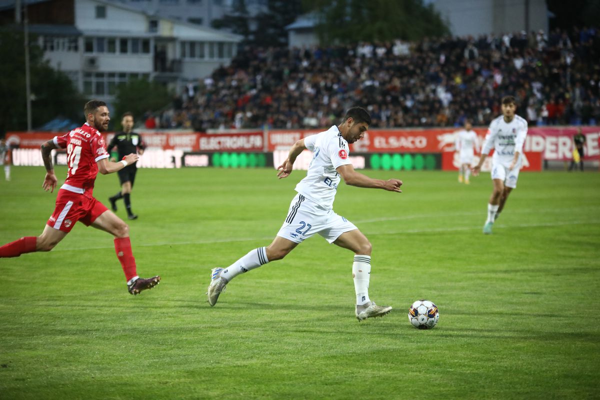 Botoșani - Dinamo, 23 aprilie