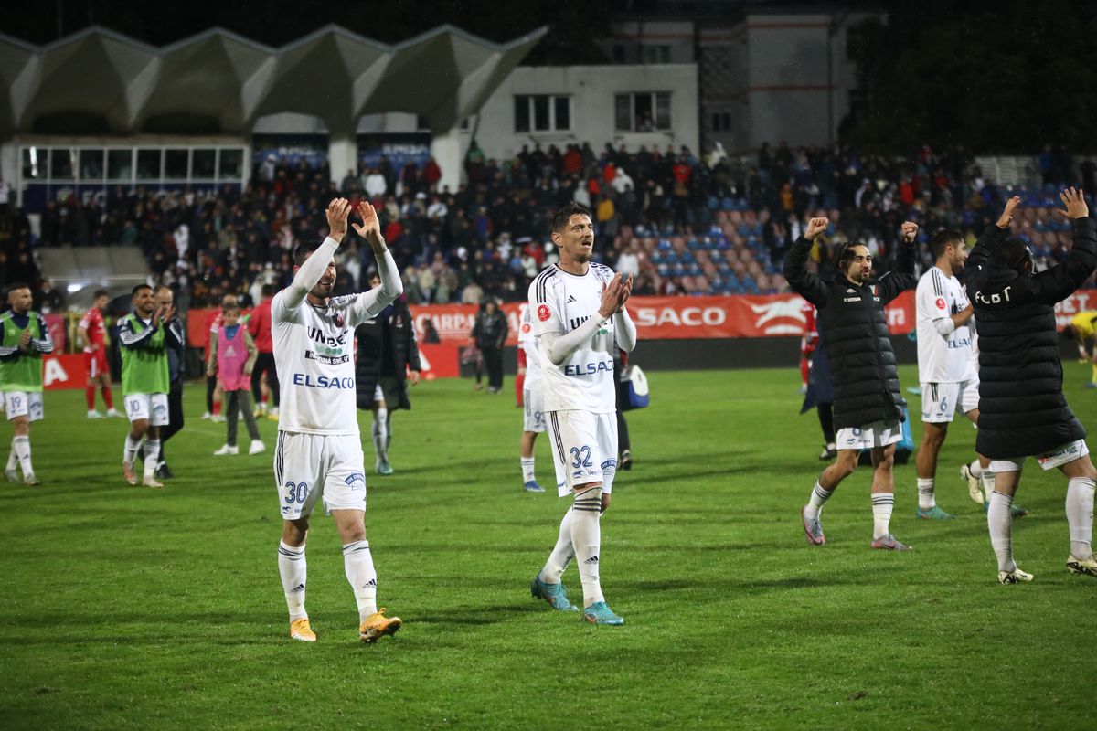 Mesaj virulent al jucătorilor lui Dinamo: „Deja e penibil, ceva nu e în regulă!”