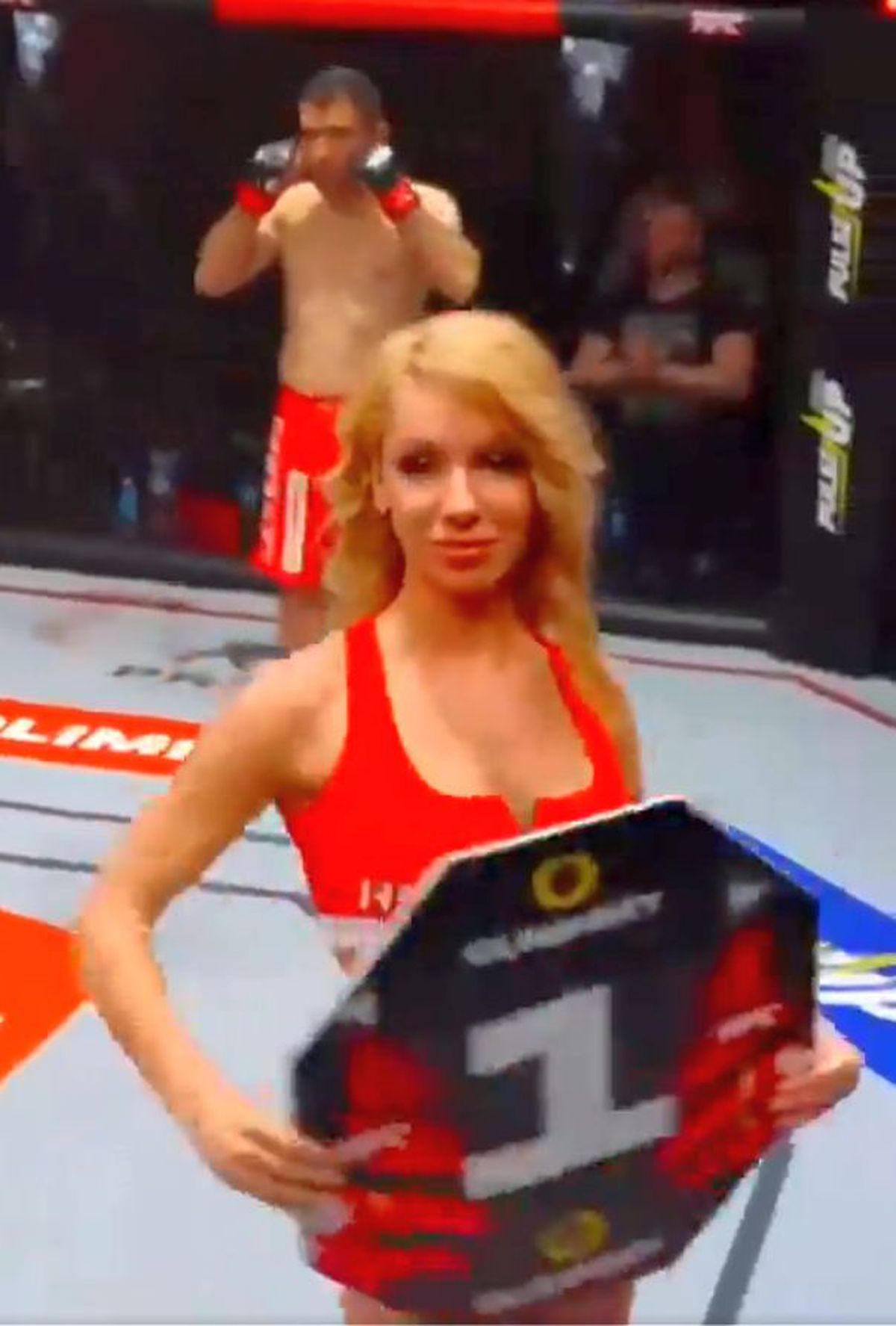Prima reacție a lui Ali Heibati după ce a fost suspendat pe viață după ce a lovit o ring girl