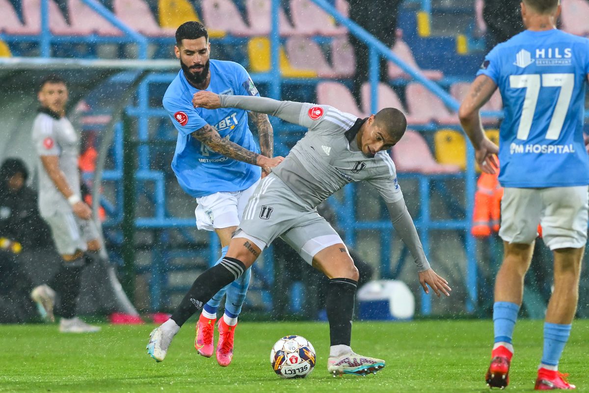 Operat, nu a jucat deloc în 2024! Tatăl lui, fost fotbalist, vine cu dezvăluiri de ultimă oră