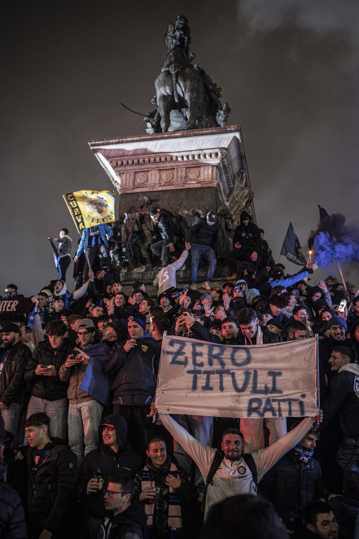 Sărbătoarea fanilor lui Inter Milano după câștigarea Scudetto