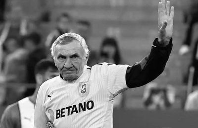 A murit portarul de la primul titlu al Universității Craiova