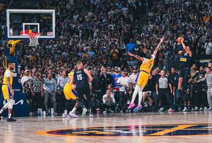 Primul blockbuster din play-off-ul NBA » Denver a recuperat 20 de puncte și a învins-o pe Lakers în ultima secundă: Murray, coș de excepție peste Davis