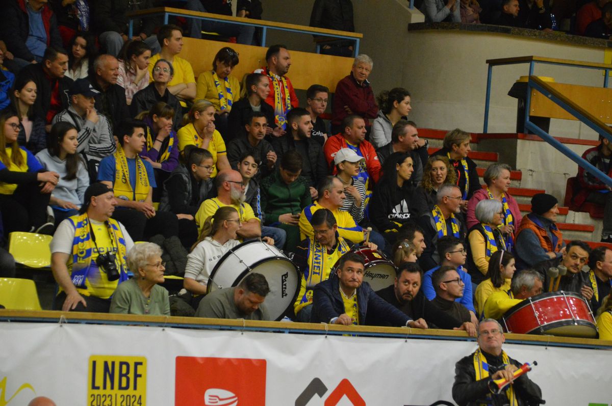 Constanța - Arad / Baschet Feminin