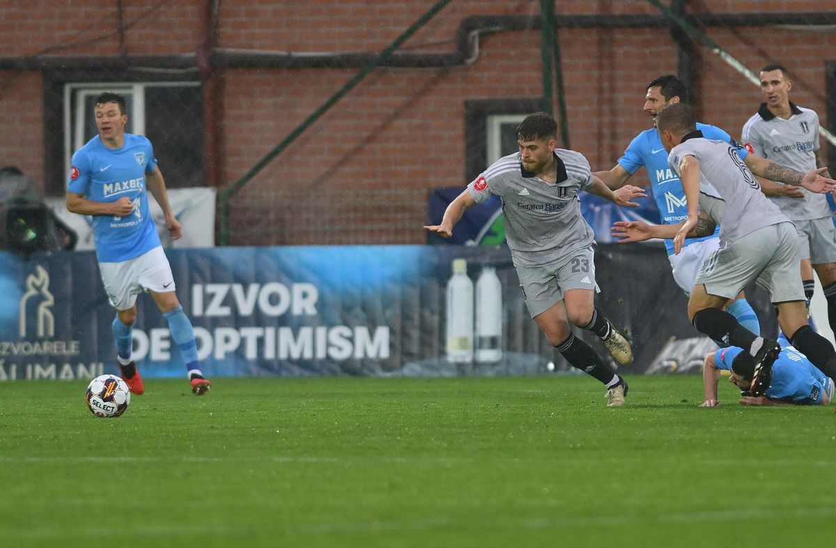 Operat, nu a jucat deloc în 2024! Tatăl lui, fost fotbalist, vine cu dezvăluiri de ultimă oră