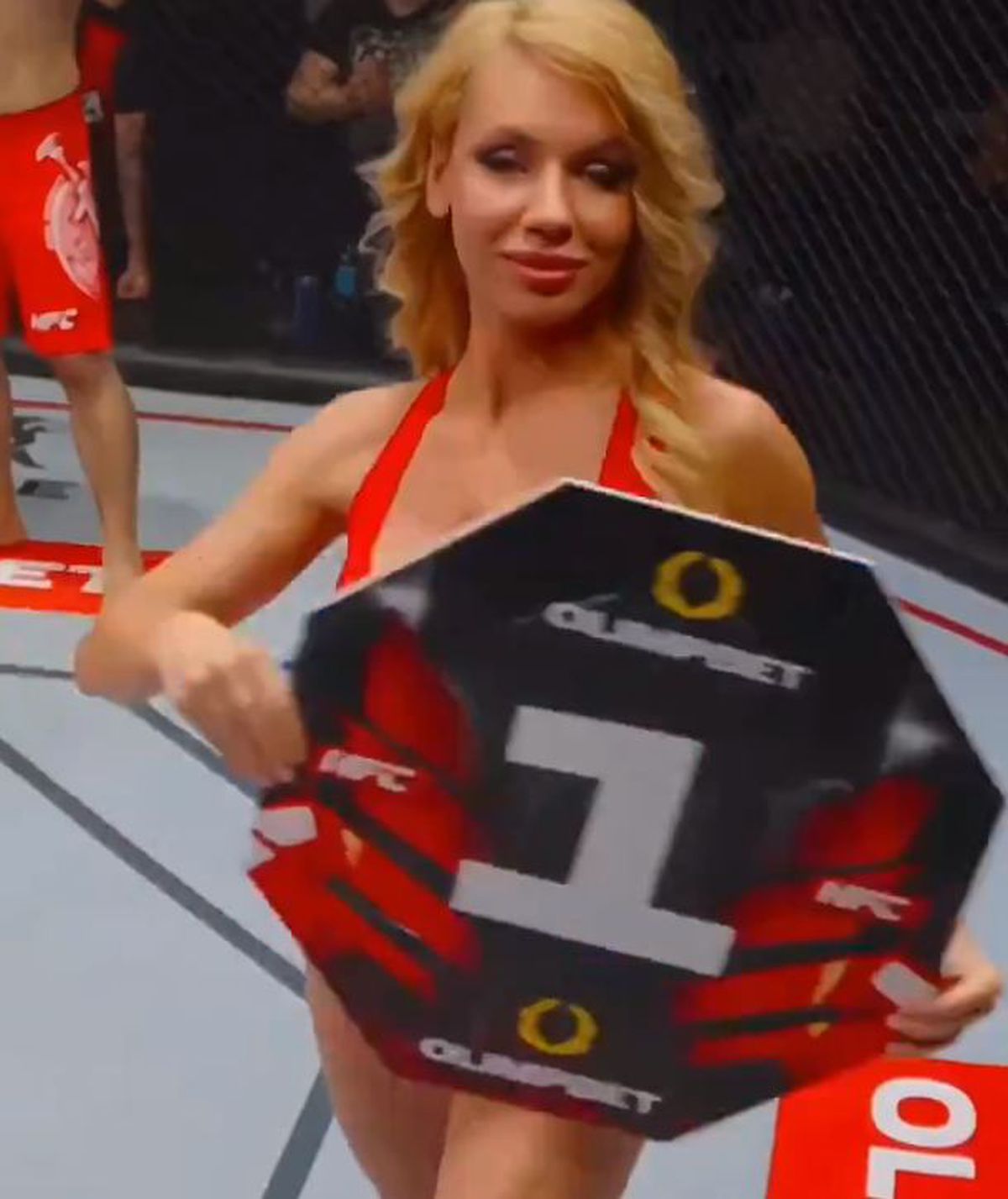 Prima reacție a lui Ali Heibati după ce a fost suspendat pe viață după ce a lovit o ring girl