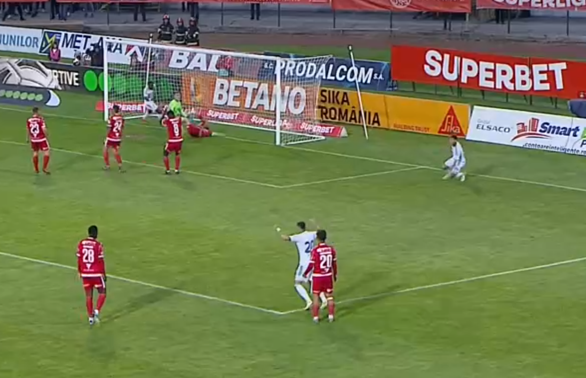 Greșeala lui Velkovski din Botoșani - Dinamo