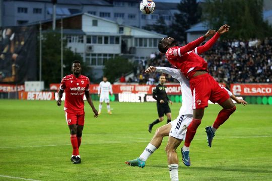 Dinamo a capitulat la Botoșani / FOTO: Ionuț Tăbultoc