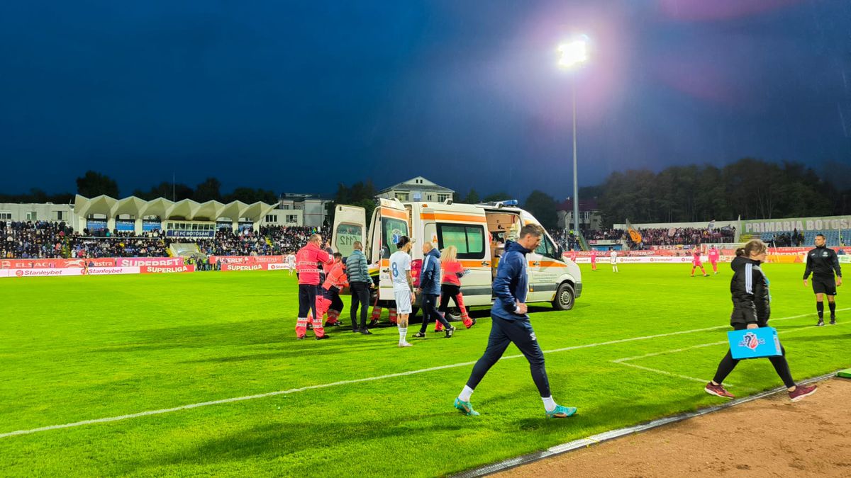 Dinamo recidivează: imagine-șoc cu Romario Benzar după intrarea criminală a lui Abdallah » Diagnosticul pus la spital