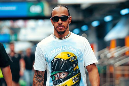 Lewis Hamilton îşi închide afacerea. Foto: Instagram