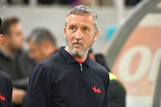 Mihai Stoica, președintele Consiliului de Administrație de la FCSB, a lansat o ironie la adresa lui Marius Șumudică, în seara în care acesta și-a anunțat demisia de la Rapid în fața fanilor/ foto: Cristi Preda (GSP)