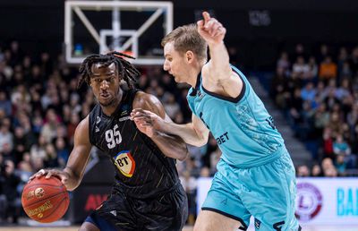 Detalii din NBA și din culisele naționalei Franței de la spectaculosul fundaș al lui U-BT Cluj-Napoca: „Acolo nu poți să nu dai 100% zilnic”