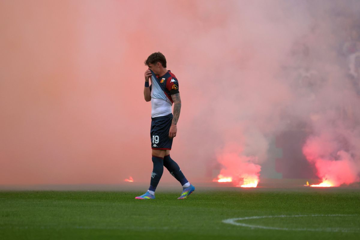 Dan Șucu are probleme cu suporterii și în Italia » Ultrașii celor de la Genoa au făcut HAOS cu Lazio