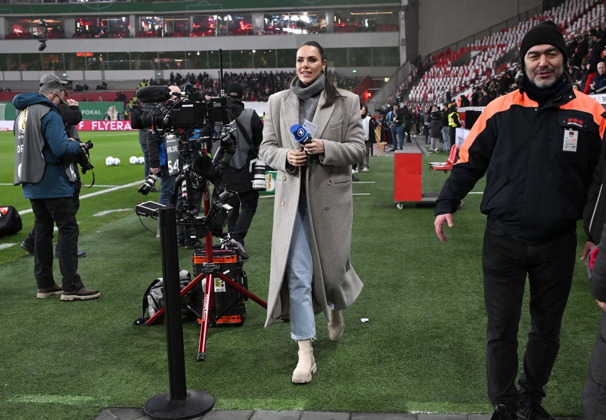 Ester Sedlacek, femeia despre care se crede că are o idilă cu Bastian Schweinsteiger