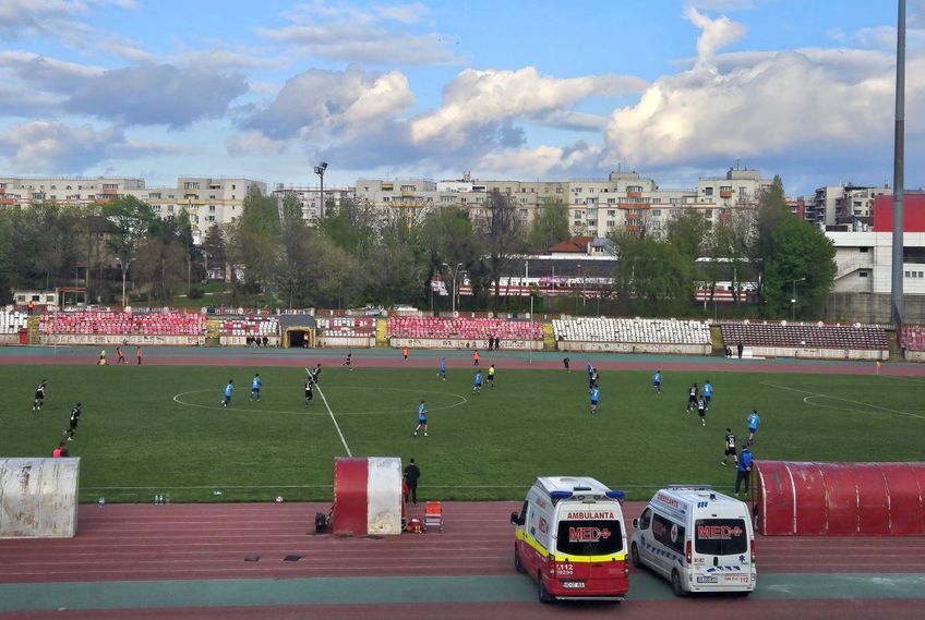 Pe arena din „Ștefan cel Mare” încă se joacă: e folosită de CS Dinamo, în Liga 3