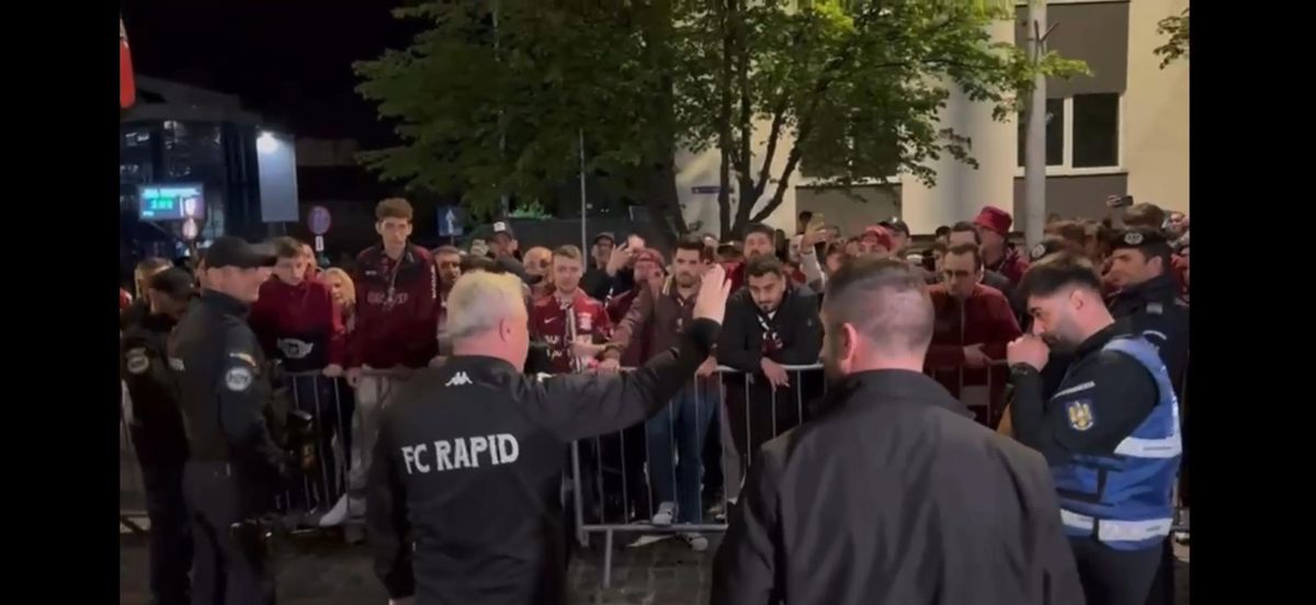 Marius Șumudică și-a anunțat demisia de la Rapid în fața fanilor