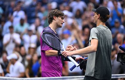 Un jucător din Top 10 s-a antrenat cu Jannik Sinner și oferă detalii despre liderul mondial: „Voi spune adevărul. Cred că este important ca oamenii să știe”