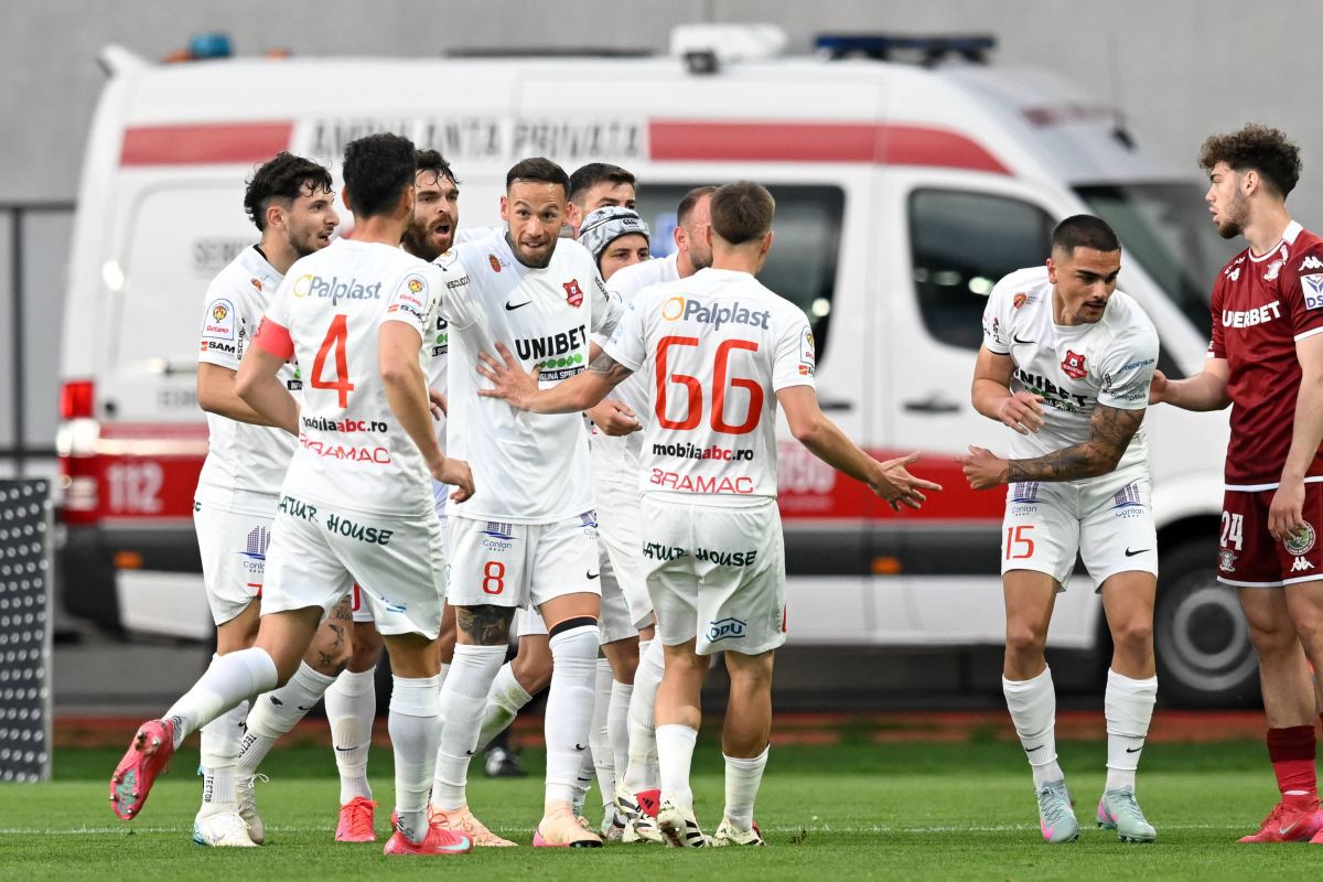 „Stai liniștit, profesore, o să dau gol când trebuie!” » Eroul lui Hermannstadt cu Rapid a dezvăluit discuția cu Marius Măldărășanu