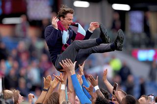 Favoritul pentru a-l antrena pe Radu Drăgușin la Tottenham: tocmai a reușit o mare performanță!