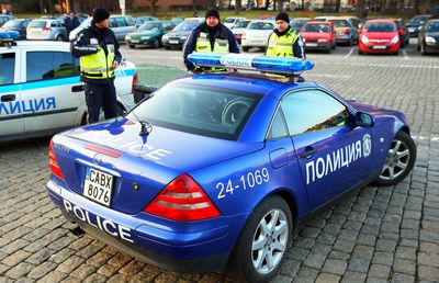 Șoferii bulgari scapă de radar cu ajutorul unui dispozitiv de 10 lei care le face numărul de înmatriculare „invizibil”