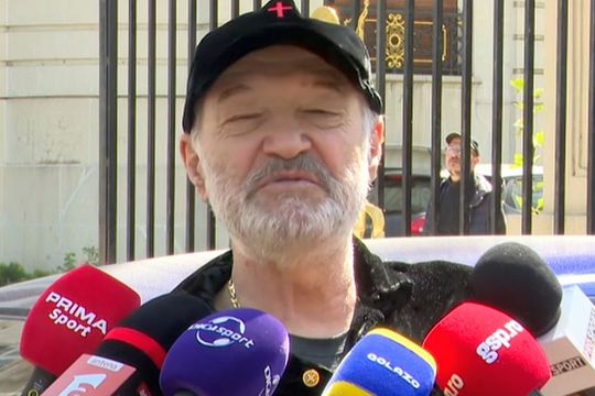 Gigi Becali, în momentul în care comenta decesul lui Aaron Boupendza