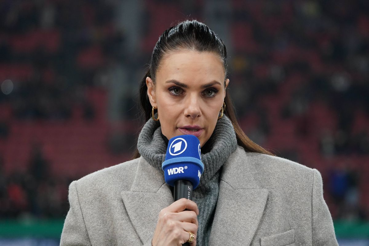 Ester Sedlacek, femeia despre care se crede că are o idilă cu Bastian Schweinsteiger