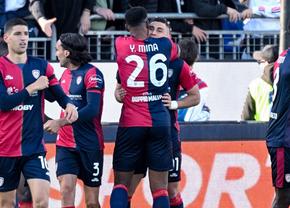 Cagliari - Fiorentina, în etapa #33 din Serie A » Penalty anulat de VAR în prelungirile reprizei