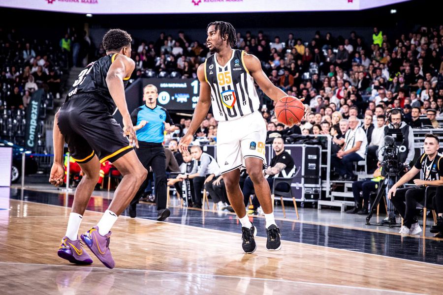Detalii din NBA și din culisele naționalei Franței de la spectaculosul fundaș al lui U-BT Cluj-Napoca: „Acolo nu poți să nu dai 100% zilnic”