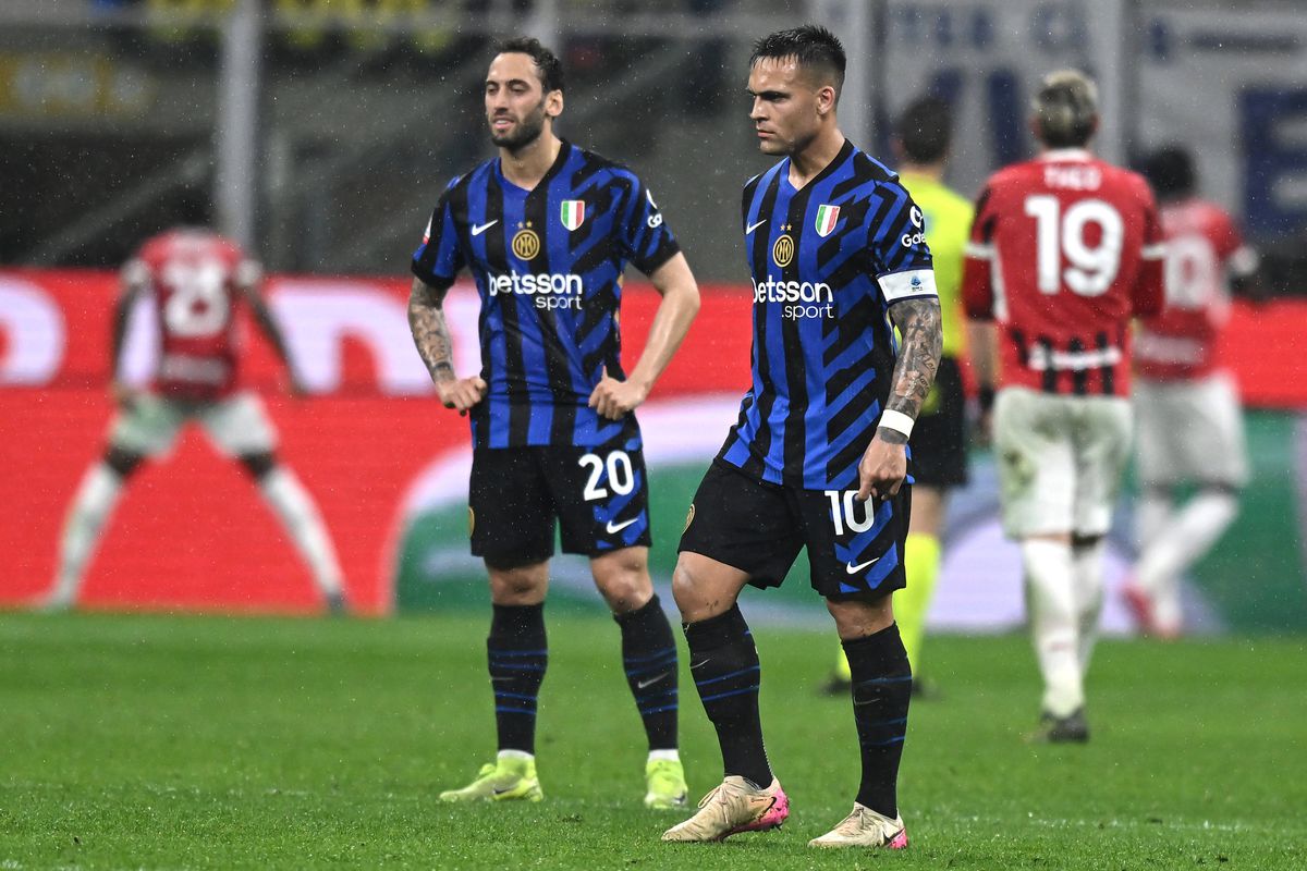 Scor șocant în Inter - Milan » „Nerazzurrii” renunță la visul „triplei”, iar „diavolul milanez” își poate salva sezonul