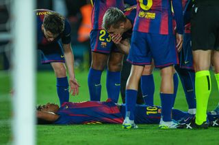 Lamine Yamal a primit verdicul medicilor! Nu mai joacă pentru Barcelona în acest sezon