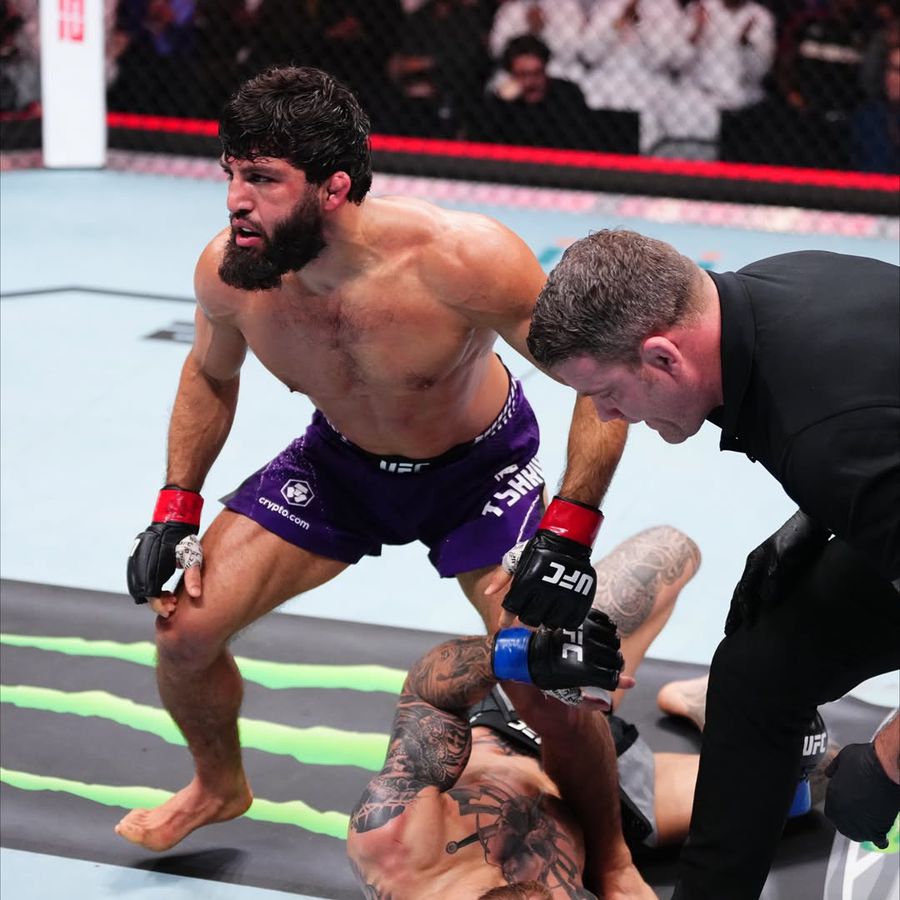 „Sunt cu adevărat impresionat de cât de prost este Arman” » Se naște cea mai mare rivalitate din MMA: „Te voi da afară din UFC”