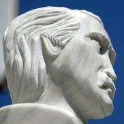 Dezvelirea bustului lui Mircea Chivu, eveniment din 2010 / Sursă foto: Arhivă Gazeta Sporturilor