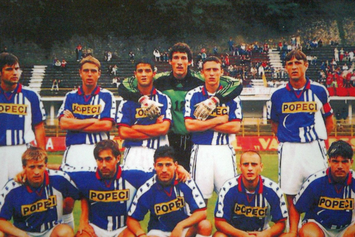 Cristi Chivu, inimă de reșițean » Imagini din 2010, de la dezvelirea bustului lui Mircea Chivu, regretatul său tată