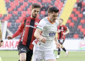 Beșiktaș - Alanyaspor, în „sferturile” Cupei Turciei » Ianis Hagi e anunțat titular!