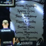 Fanii lui PAOK, omagiu pentru suporterii care și-au pierdut viața în România / foto: Facebook @Ultras Globe