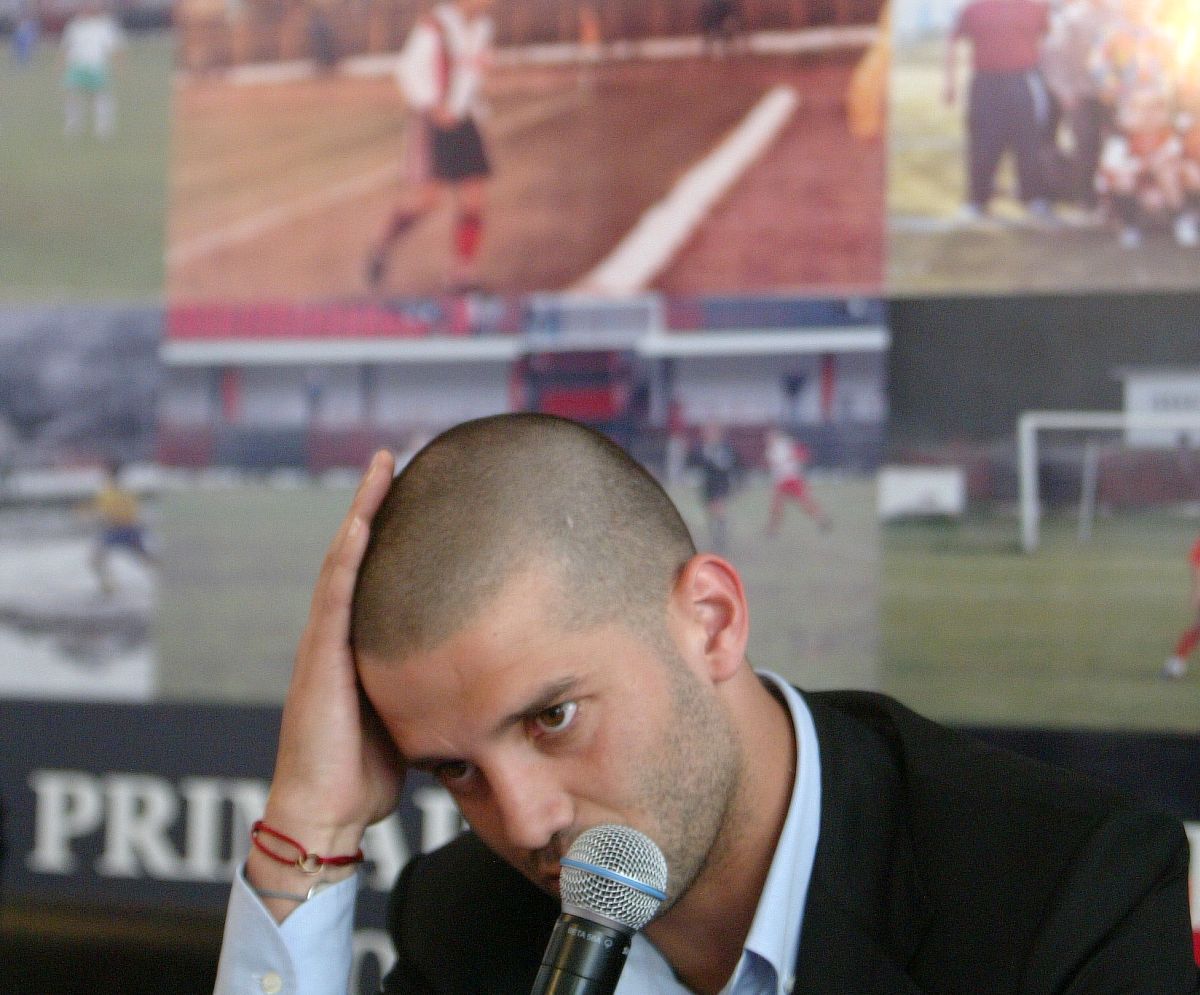 „Uitați-vă la el, e și o mână divină” » Poveștile emoționante ale oamenilor lângă care a crescut Cristi Chivu: „Fie iertat, tatăl lui nu-l lăsa să facă nimic!”