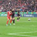 Luis Diaz (tricou roșu) înscrie pentru 0-2 în semifinala Cupei, Leverkusen - Bayern (0-2) / Foto: Imago