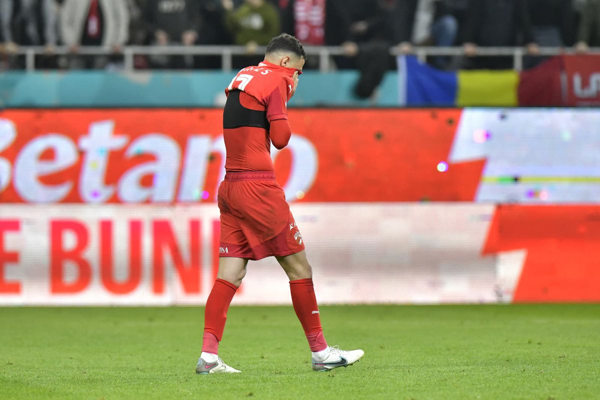 Marcator cu Dinamo, Carlos Mora a dezvăluit ce le-a spus colegilor chiar înainte de penalty-uri