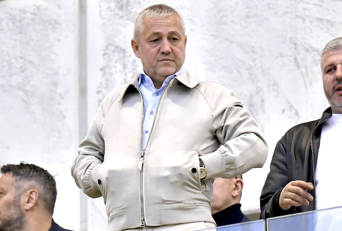 Omul care a salvat-o pe Universitatea Craiova: „A vrut să mă schimbe în prelungiri!”