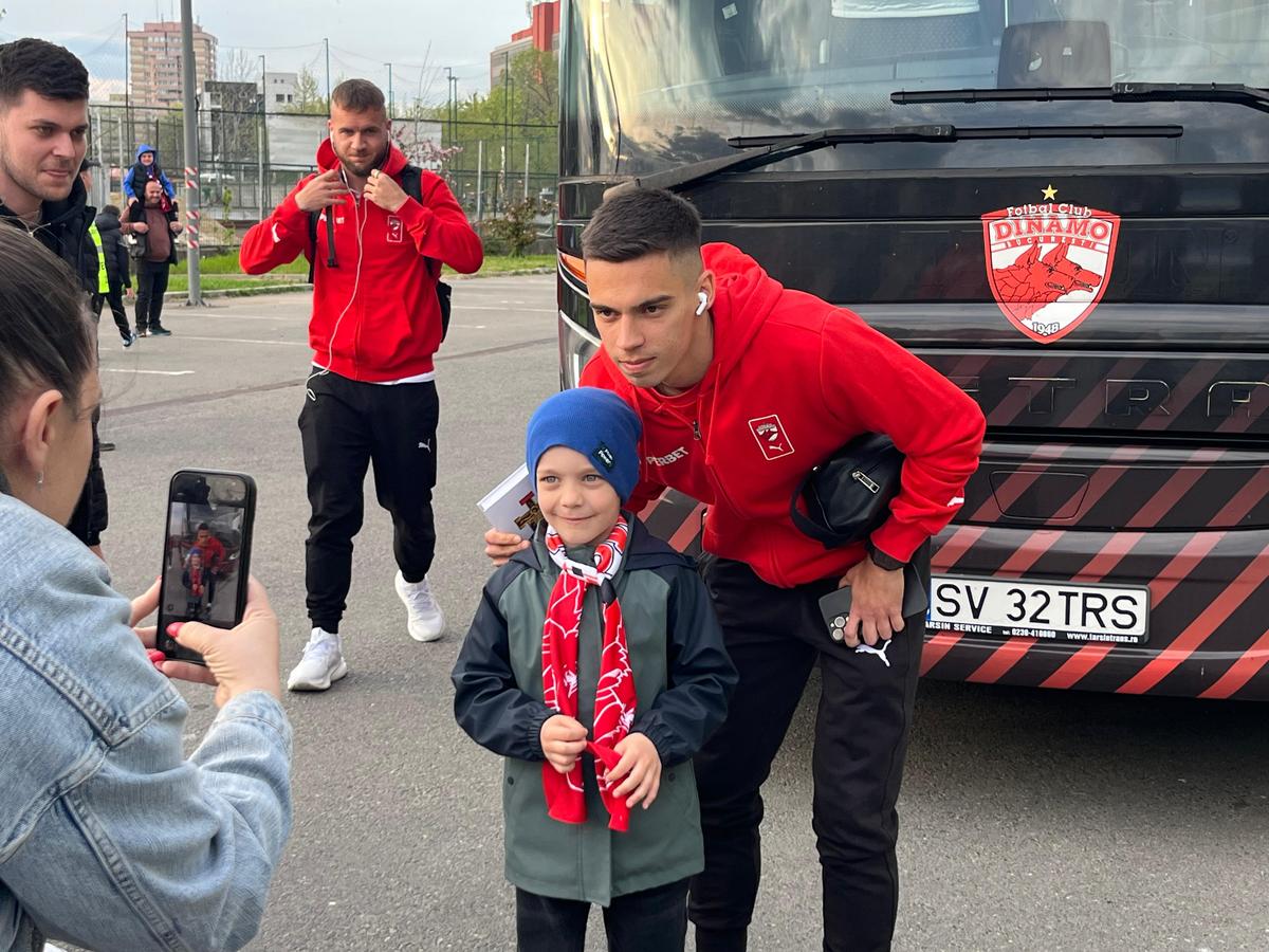 Dinamo - Universitatea Craiova, imagini surprinse înainte de meci