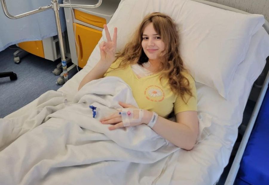 Prietene, nu adversare! Rapid și Chiajna, gest splendid pentru tânăra handbalistă Carina Vasile: „Te așteptăm pe teren!”