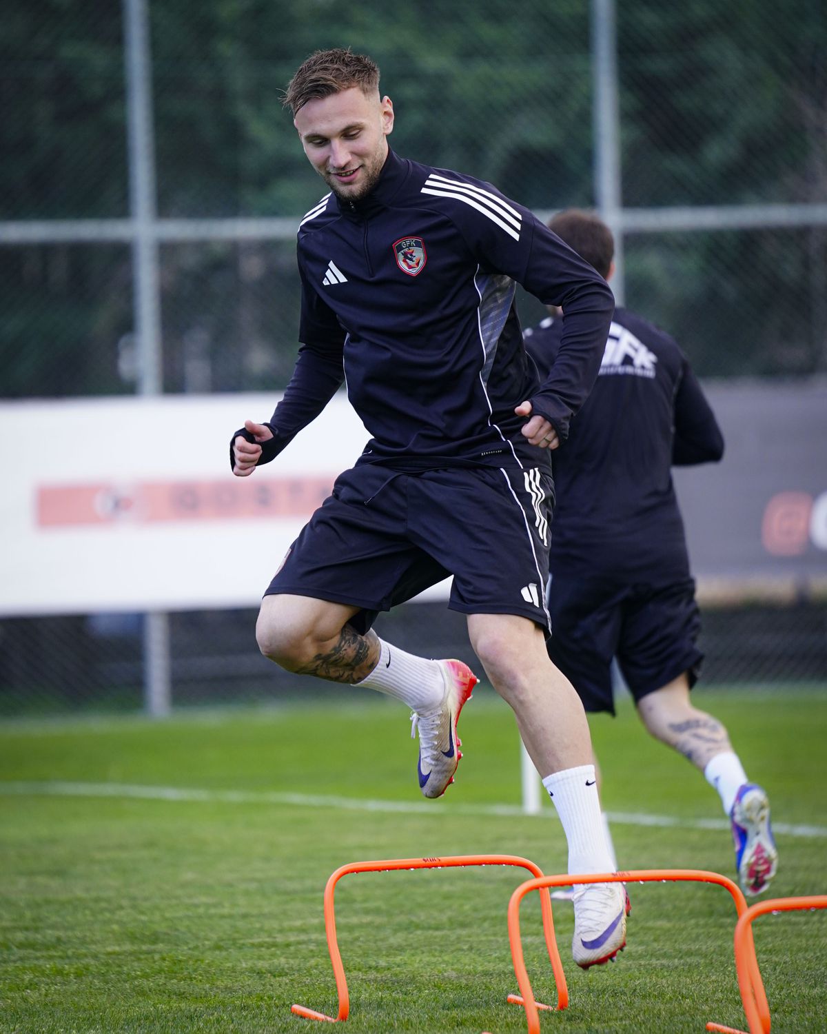 Gata! Mirel Rădoi a luat primul contact cu românii de la Gaziantep